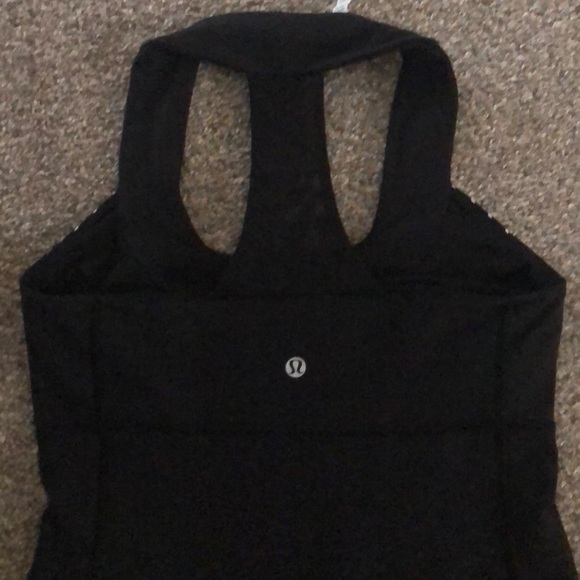 Lululemon tank top. 6 - Picture 5 of 5